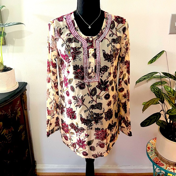 Antilia Femme Tunics (small) - Picture 3 of 10